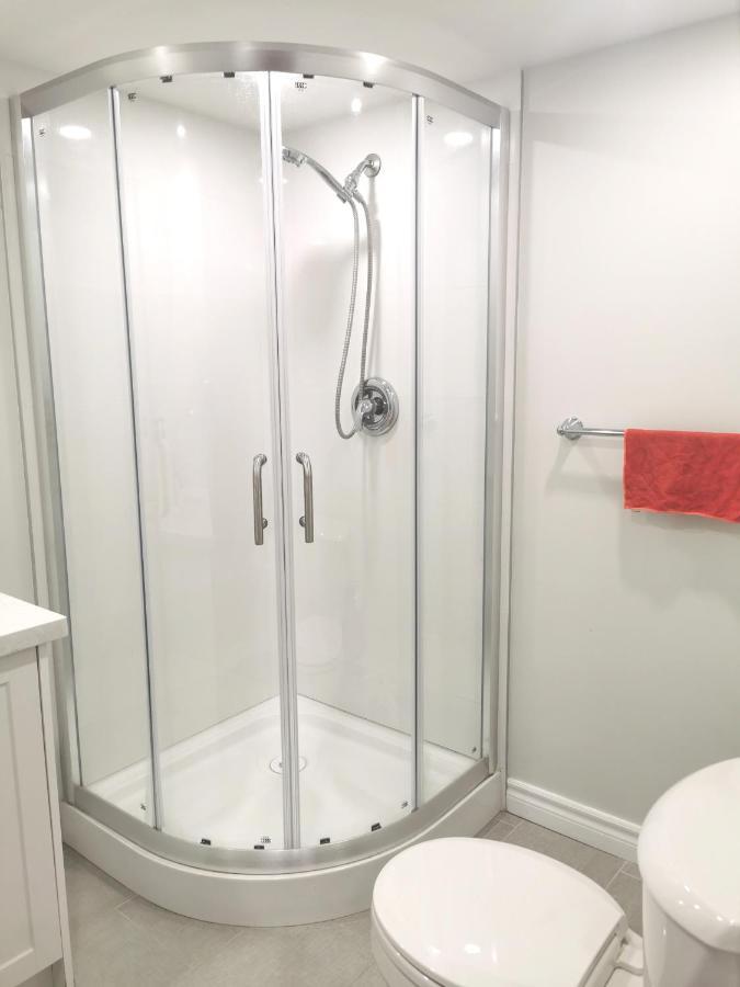 Perfect Location Comfort Private House Lower Level 2 Bedroom Unit Mississauga Eksteriør bilde