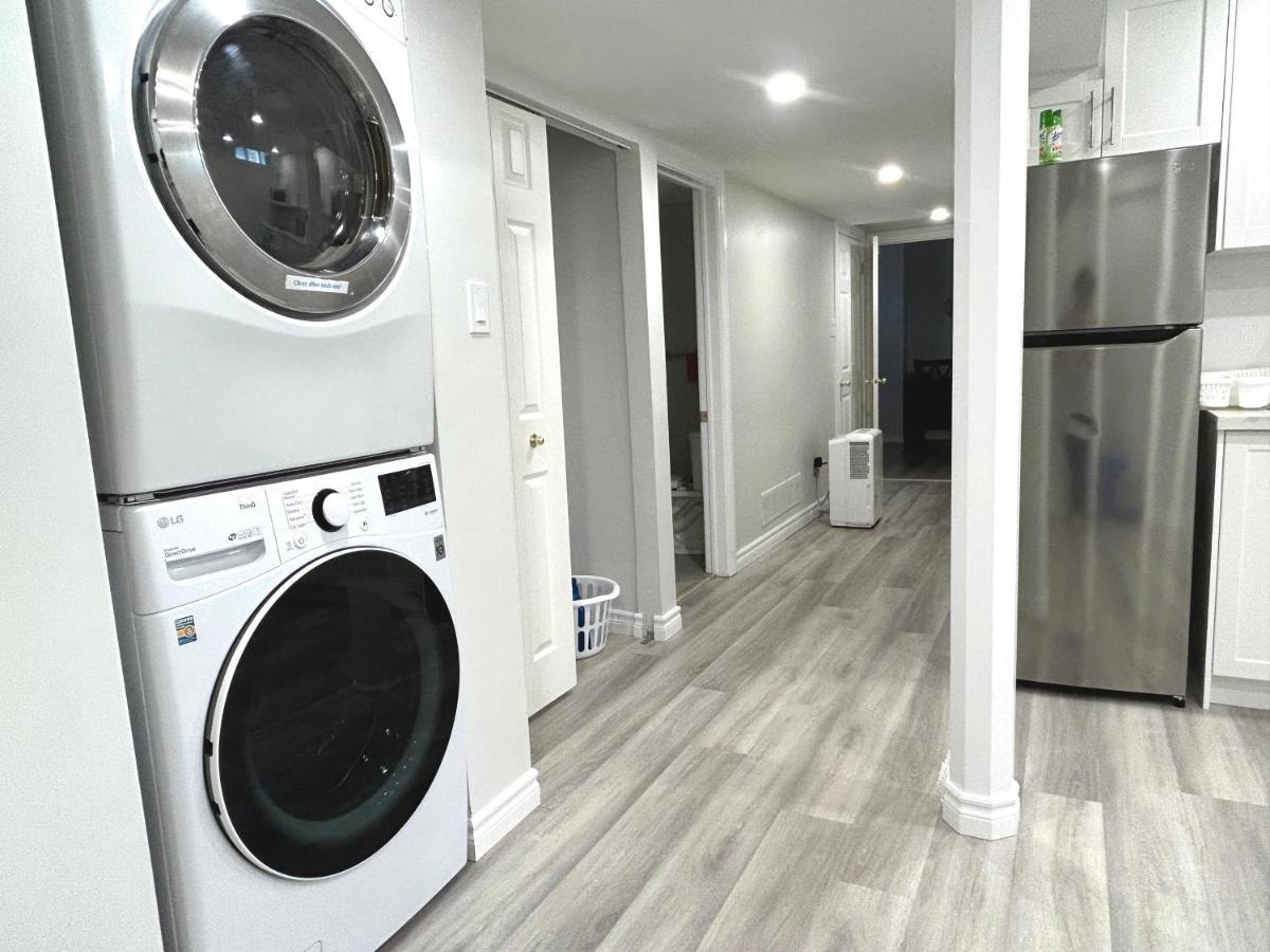 Perfect Location Comfort Private House Lower Level 2 Bedroom Unit Mississauga Eksteriør bilde